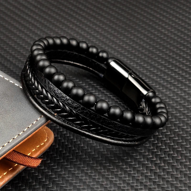 Pulseira Masculina Luxo 2026 em Couro e Aço Inoxidável – Fecho Magnético e Pedras Naturais