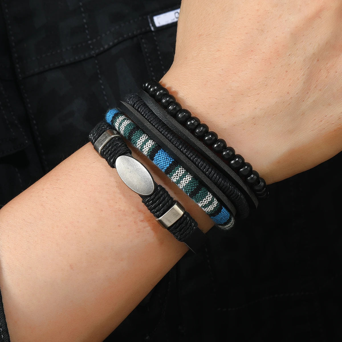 Conjunto 4 Pulseiras Masculinas de Couro Trançado – Vintage Tribal com Contas e Árvore da Vida