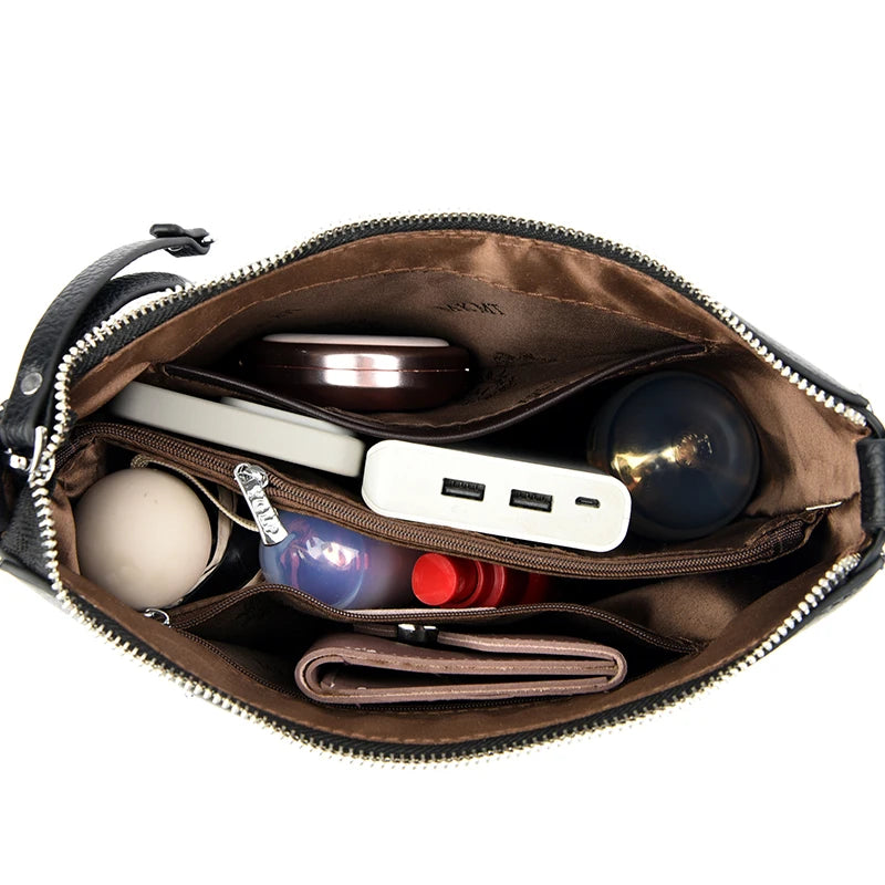 Bolsa Feminina de Ombro em Couro Macio – Designer de Luxo, Elegante e Versátil