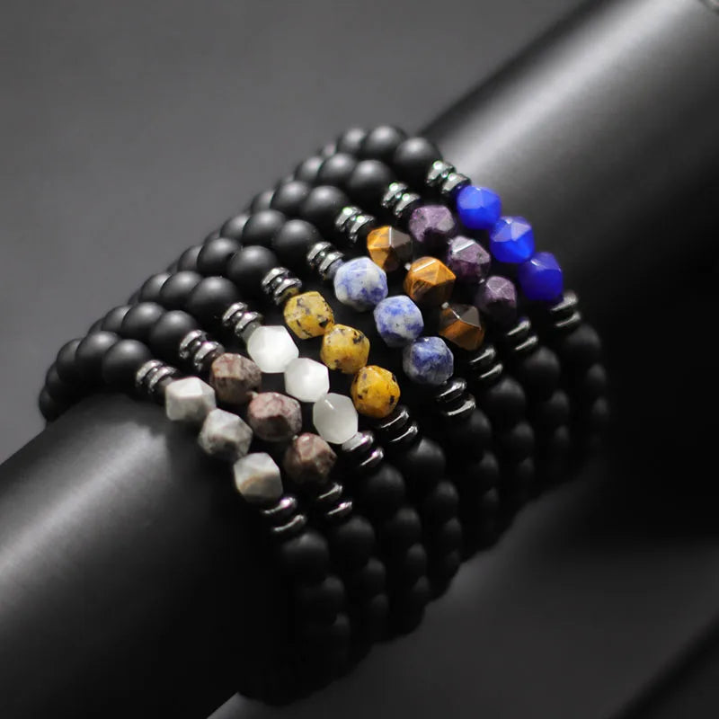 Pulseira Masculina com Pedras Naturais Ônix Preto, Olho de Tigre e Sodalita – Design Irregular com Contas Unissex