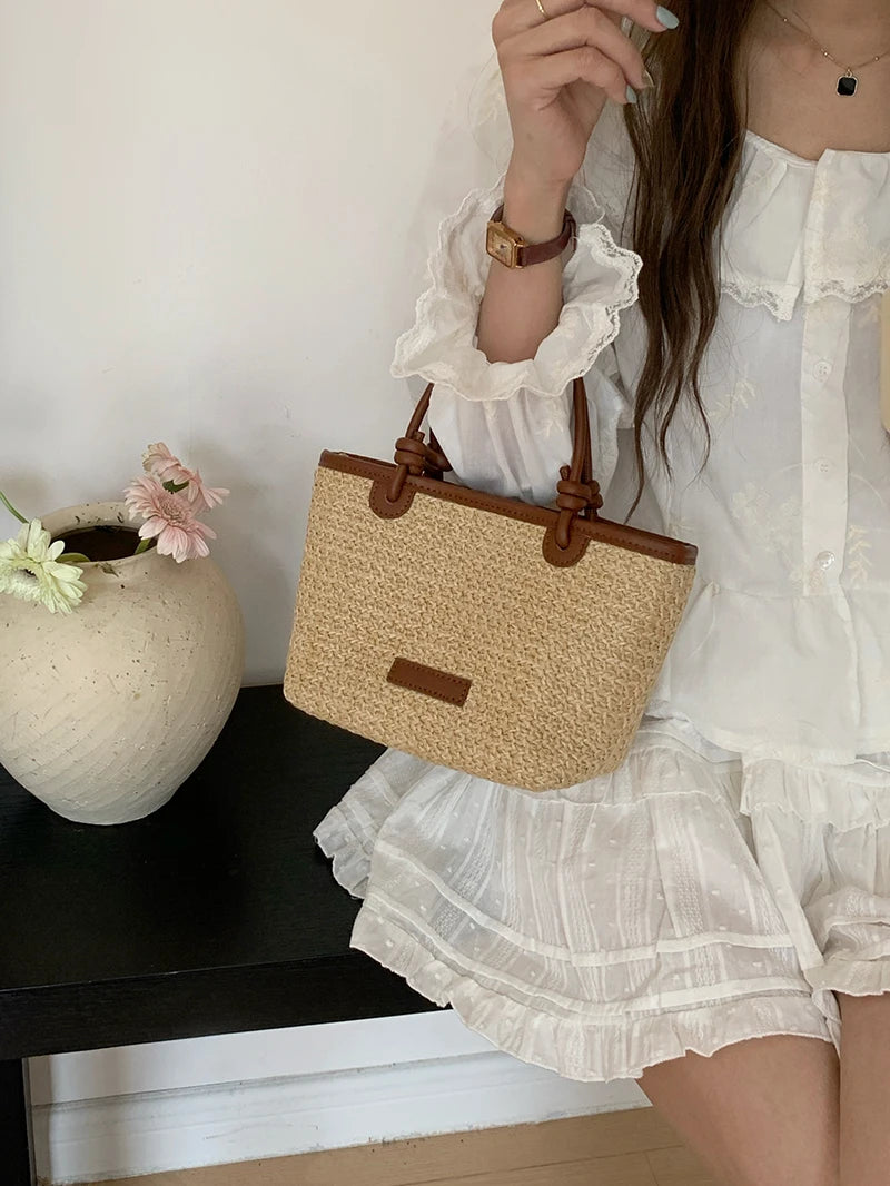 Bolsa de Palha Feminina de Ombro – Retrô, Fashion e Perfeita para Praia e Verão
