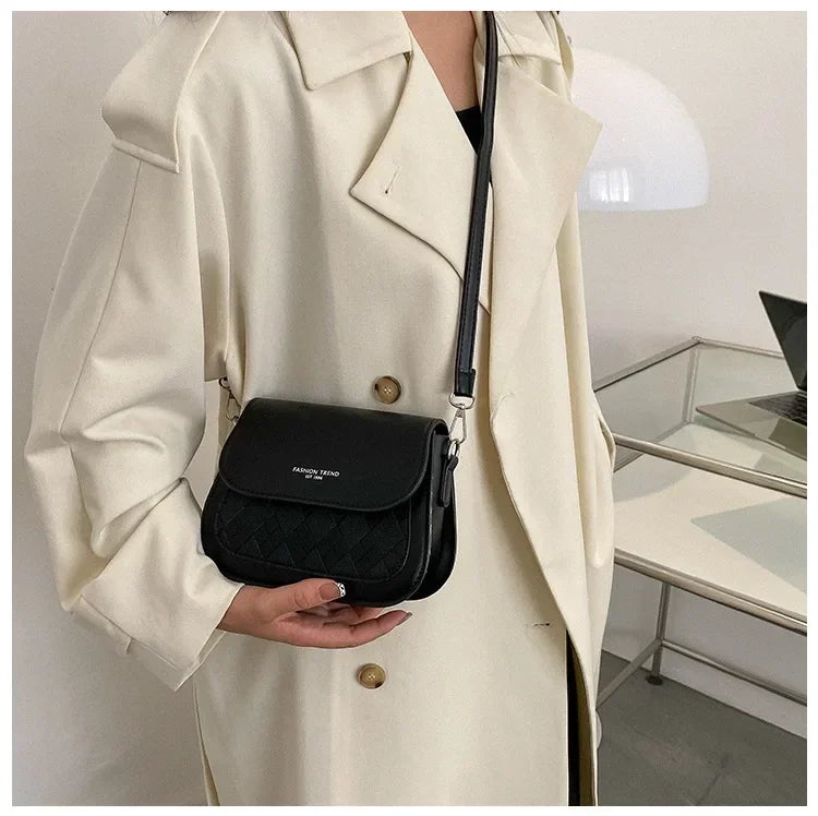 Bolsa Transversal Feminina Anlyxi – Estilo Hip Hop, Pequena e Moderna em Couro PU Macio