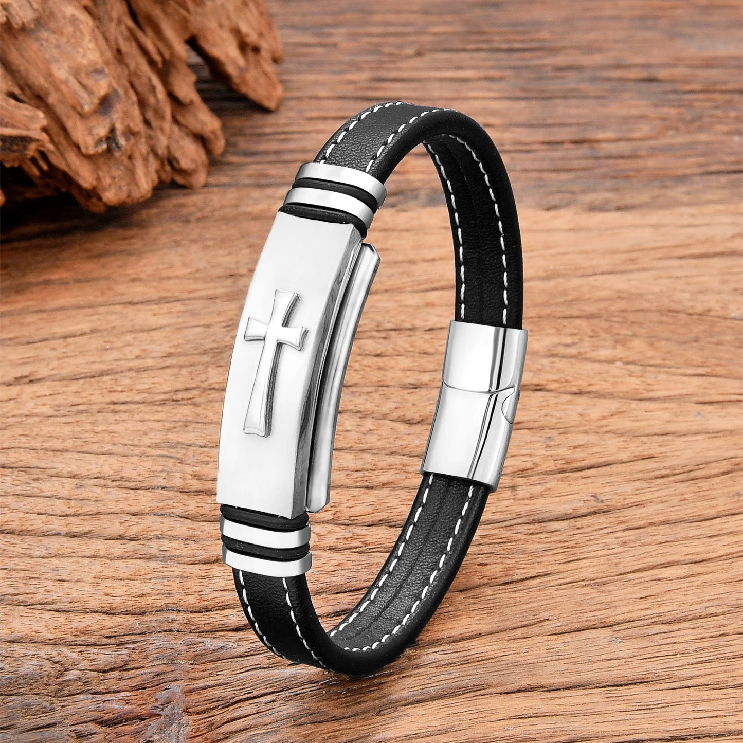 Pulseira Masculina Cruz em Aço Inoxidável e Couro – Banhada a Ouro Preto Punk