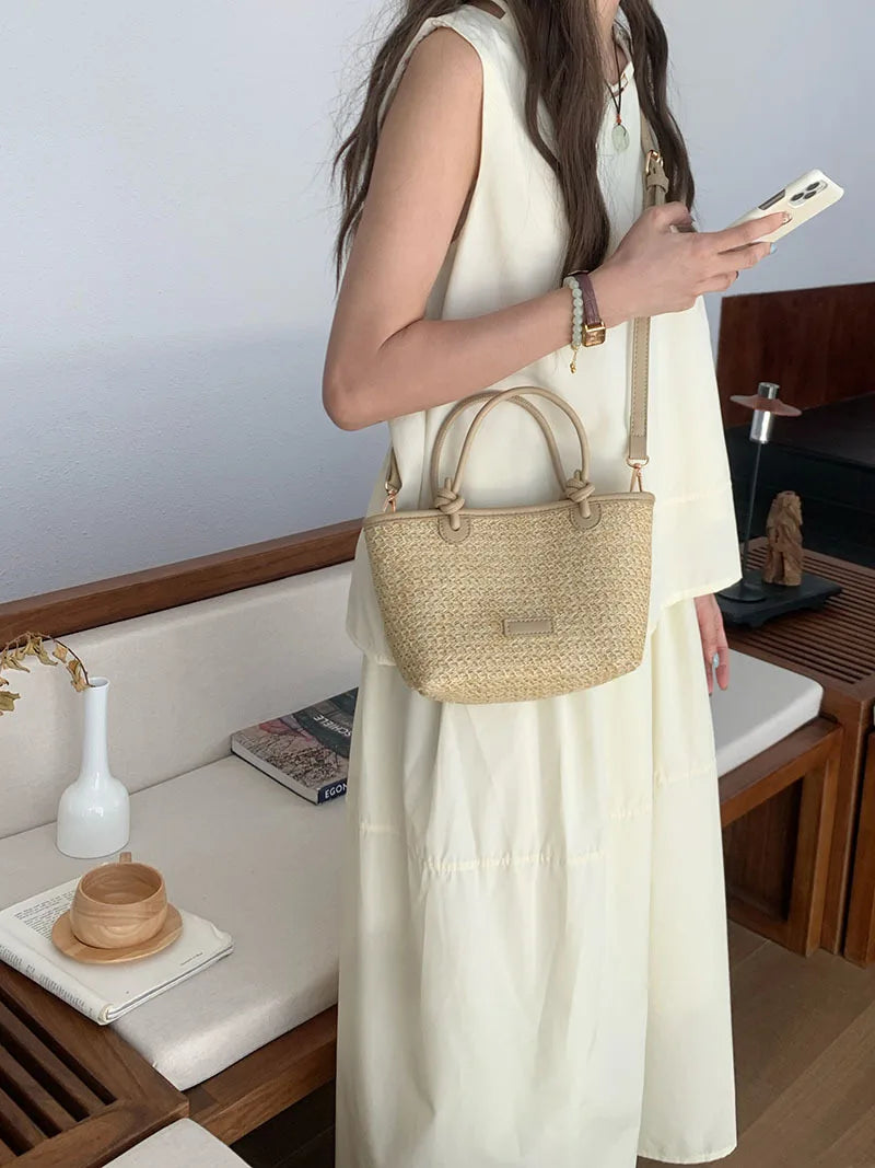 Bolsa de Palha Feminina de Ombro – Retrô, Fashion e Perfeita para Praia e Verão