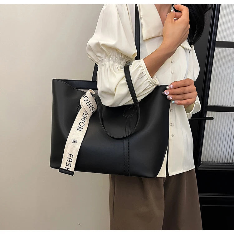 Bolsa Feminina de Verão Preta – Grande Capacidade e Design Casual para Ombro