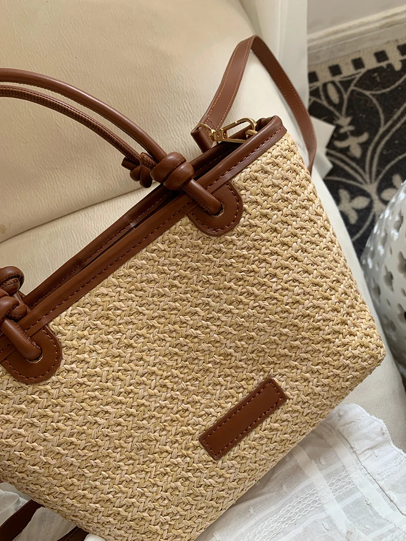 Bolsa de Palha Feminina de Ombro – Retrô, Fashion e Perfeita para Praia e Verão