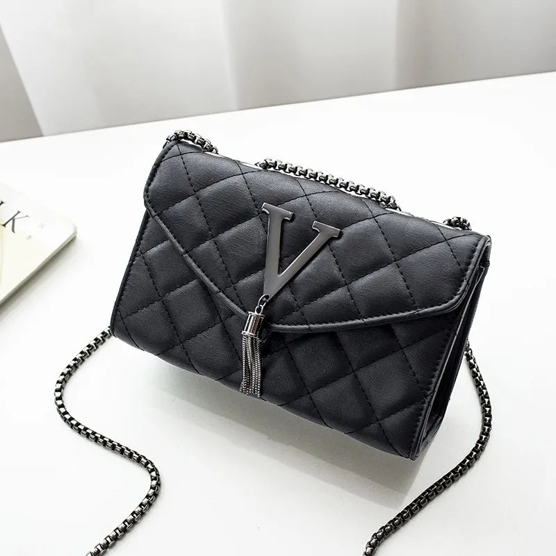 Bolsa Feminina de Luxo – Transversal e de Ombro em Couro PU com Design Matelassê e Tassel