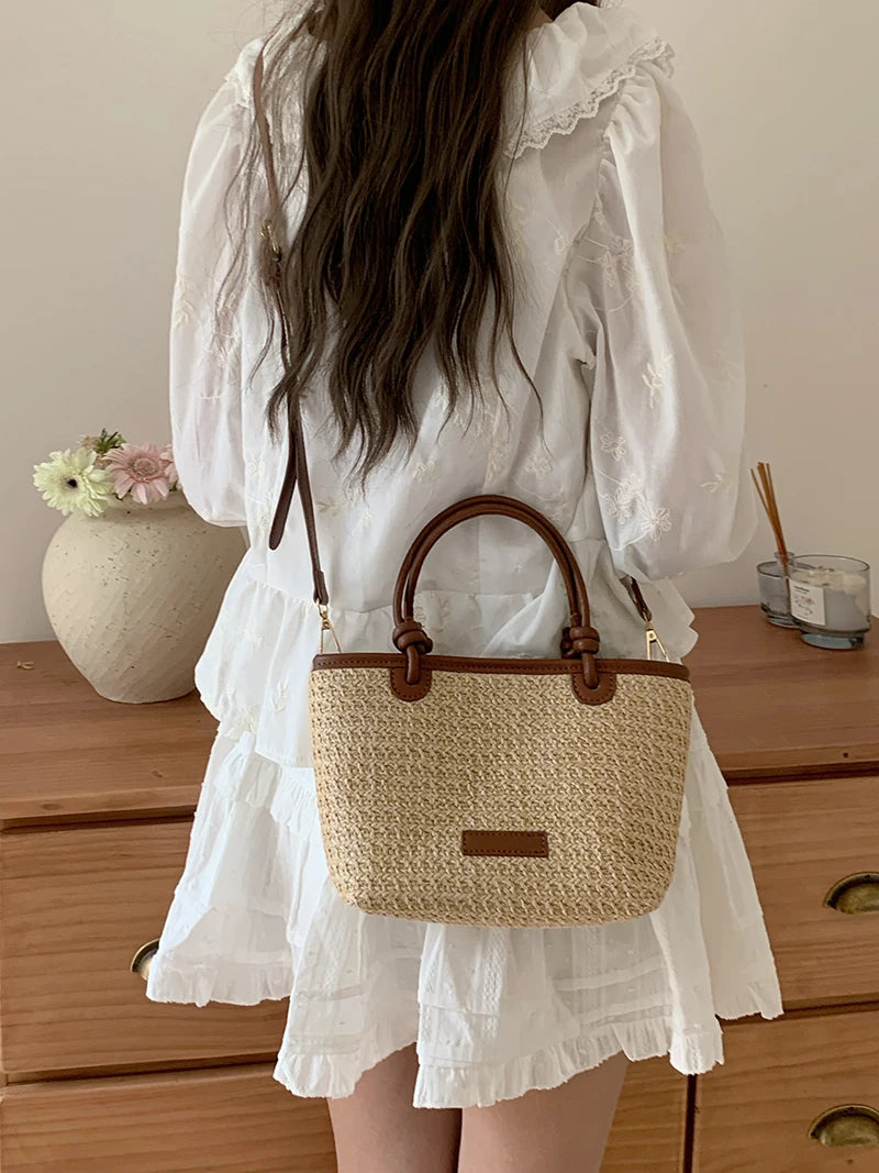 Bolsa de Palha Feminina de Ombro – Retrô, Fashion e Perfeita para Praia e Verão