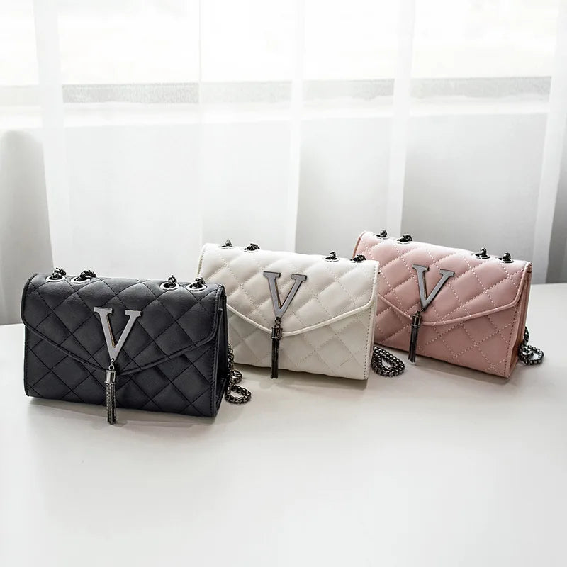 Bolsa Feminina de Luxo – Transversal e de Ombro em Couro PU com Design Matelassê e Tassel