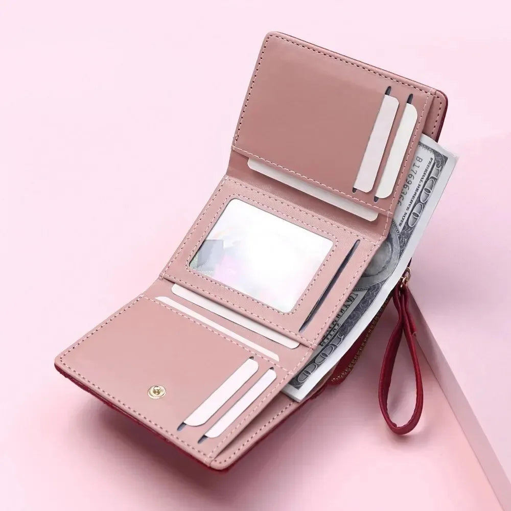 Carteira Feminina Compacta em PVC e Poliéster – Leve, Elegante e Resistente