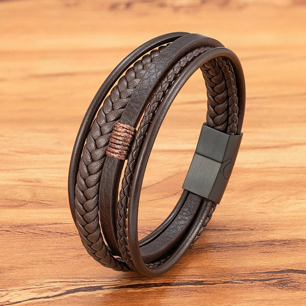 Pulseira Masculina XQNI Luxo em Couro Trançado – Multicamadas com Aço Inoxidável