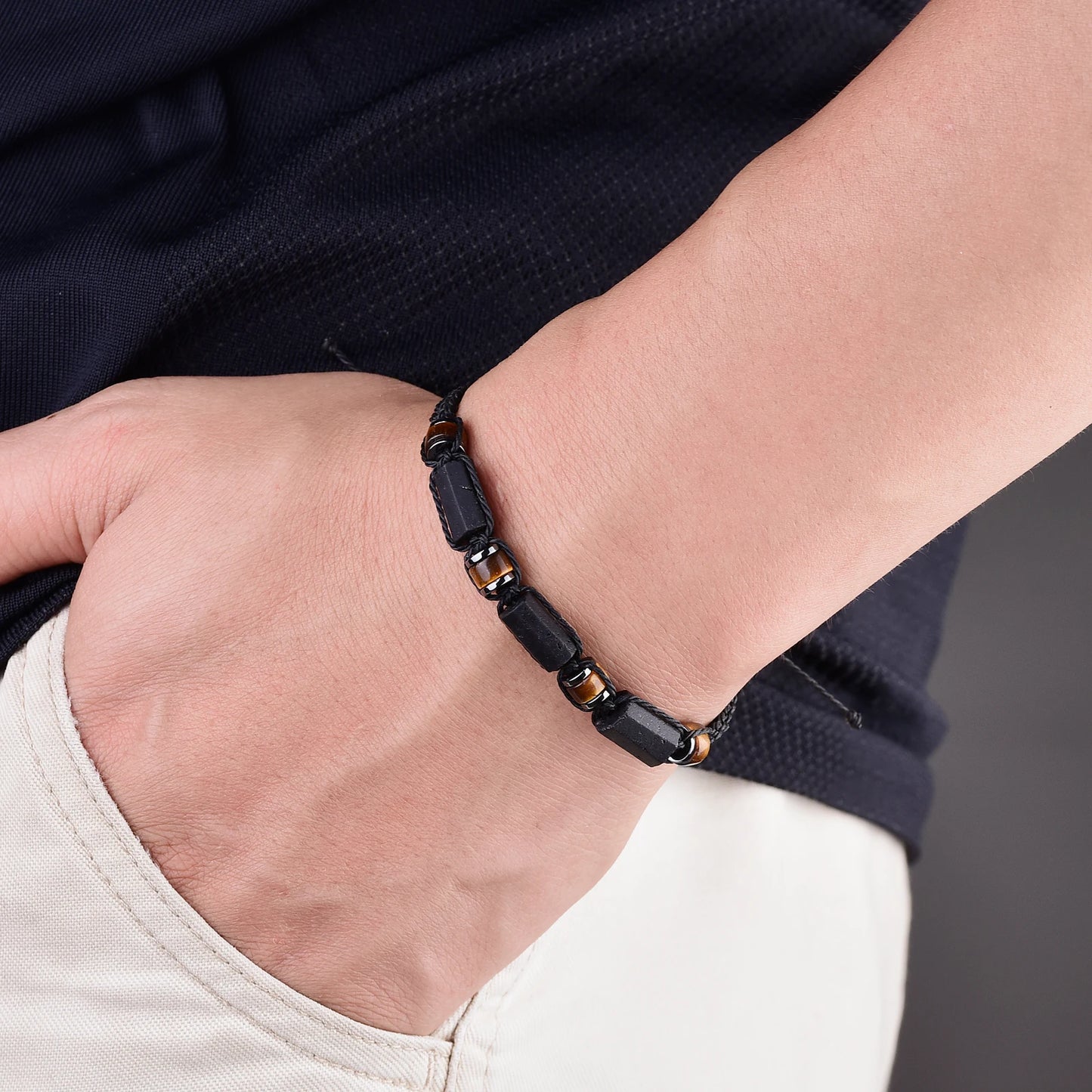 Pulseira de Proteção com Turmalina Negra, Olho de Tigre e Hematita – Feita à Mão Unissex