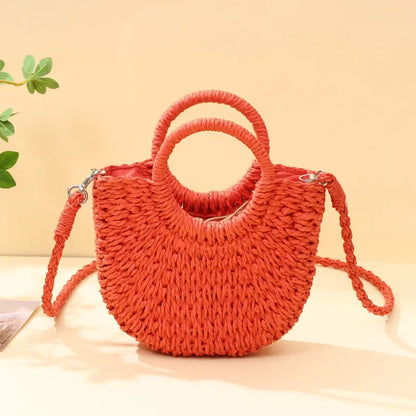 Bolsa de Praia Feminina em Palha Trançada – Formato Meia-Lua com Grande Capacidade e Estilo Verão