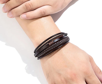 Pulseira Masculina XQNI Luxo em Couro Trançado – Multicamadas com Aço Inoxidável