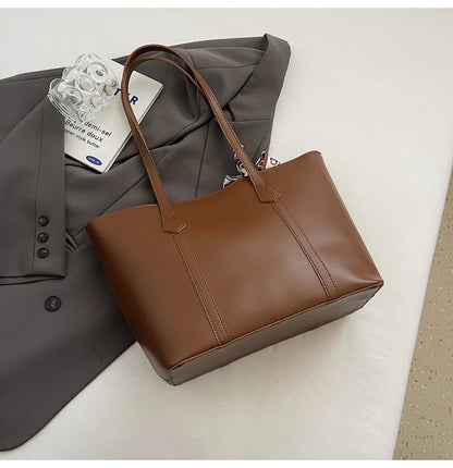 Bolsa Feminina de Verão Preta – Grande Capacidade e Design Casual para Ombro