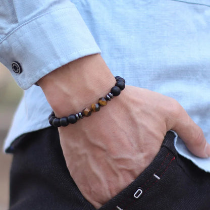 Pulseira Masculina com Pedras Naturais Ônix Preto, Olho de Tigre e Sodalita – Design Irregular com Contas Unissex